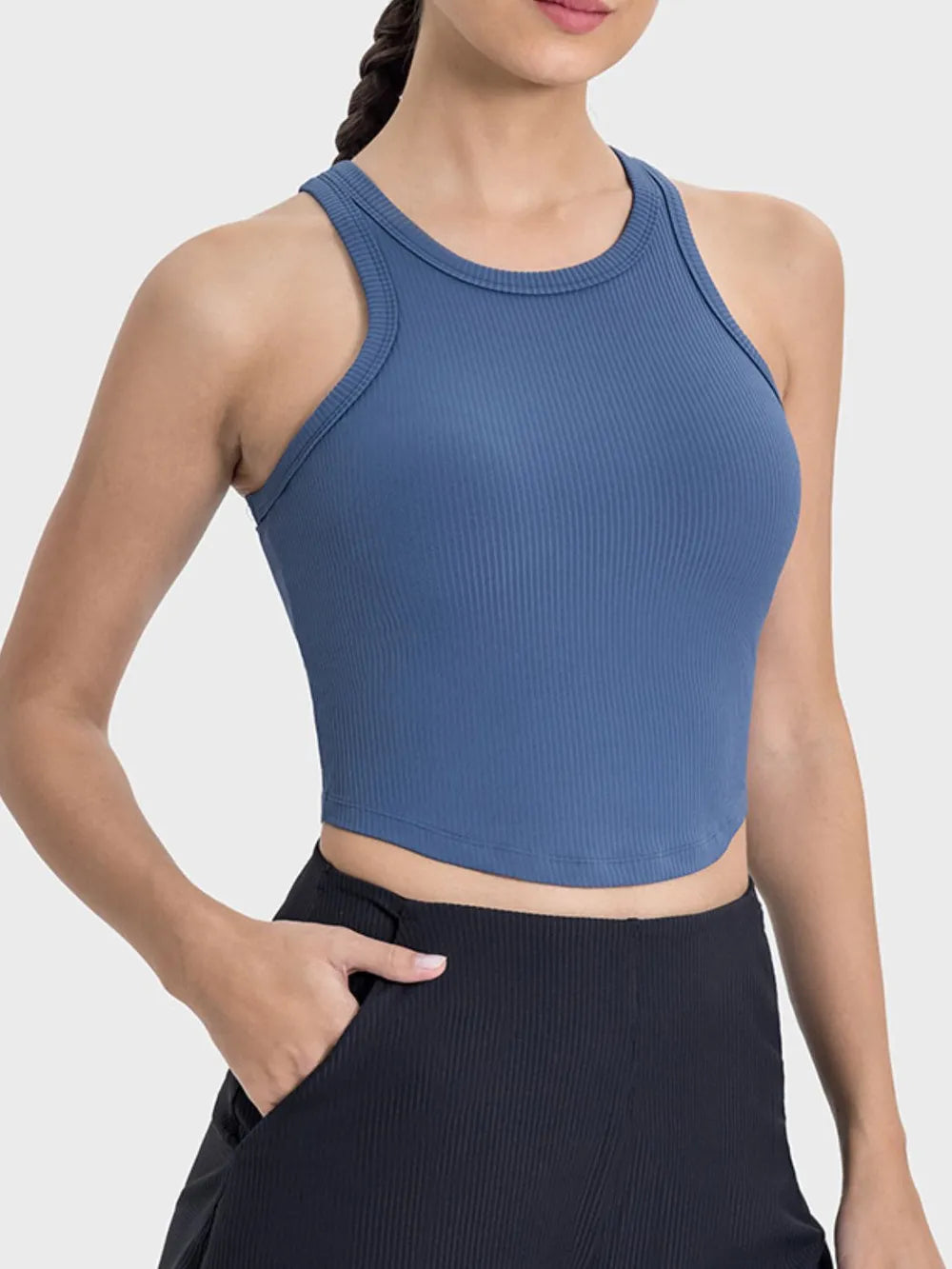 Women's round neck racerback active tank with sculpt fit and breathable stretch fabric